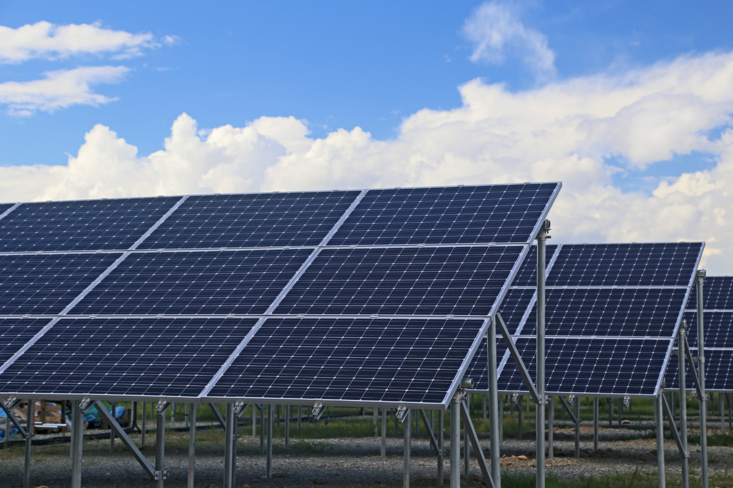 Hybrid solar and power backup system setup